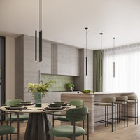 Suspension tube fin beige suspendue au-dessus d'un îlot de cuisine