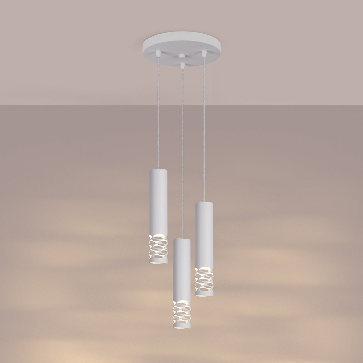 Suspension acier ajouré Naïa en grappe sous rosace ronde table circulaire, vue 10