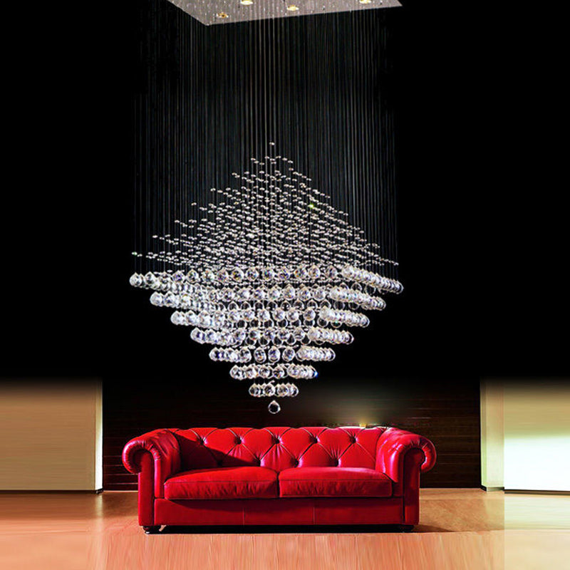 Lustre Diamant Cristal Argenté en situation