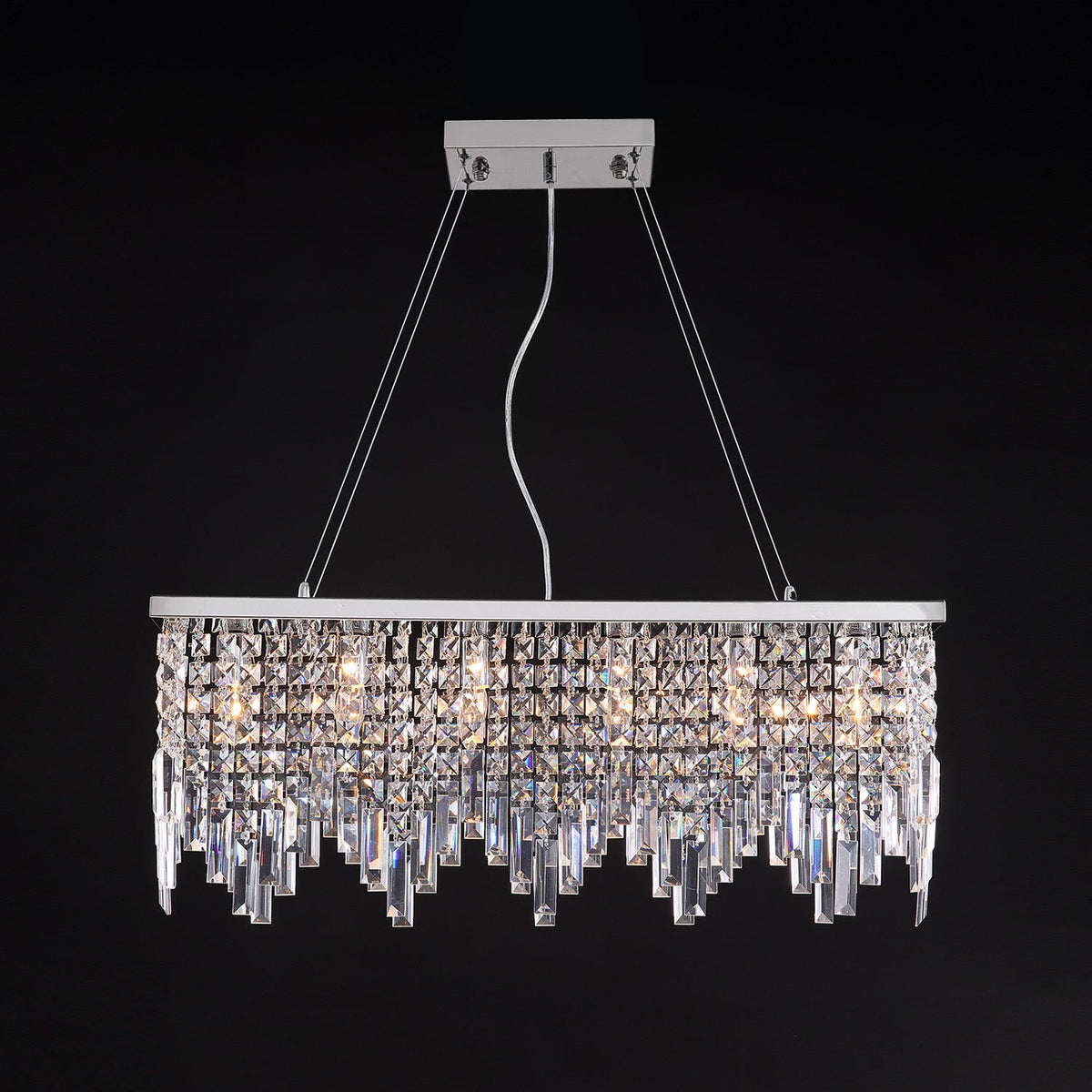 Lustre Rectangulaire Cristal Argenté 4 Lumières allumé ambiance