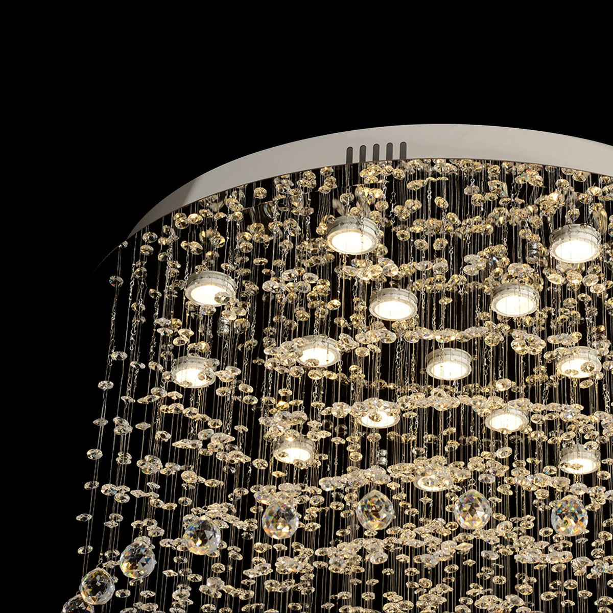 Lustre Rond Pluie Cristal K9 Chrome pour Escalier et Entrée