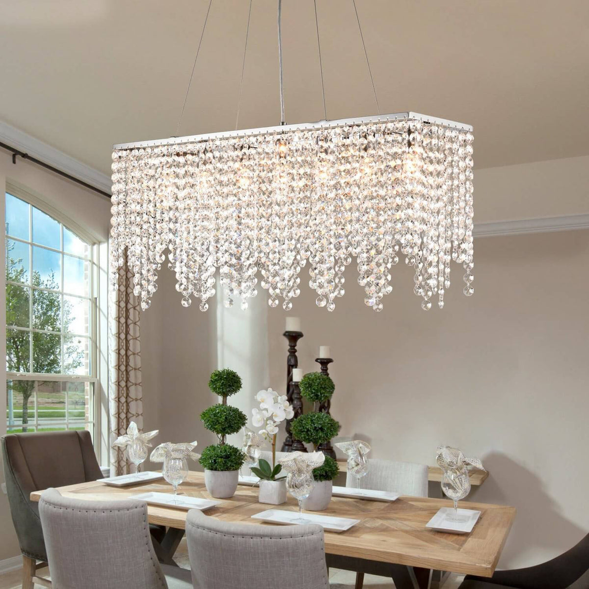 Lustre Rectangulaire Cristal Argenté Linéaire en situation