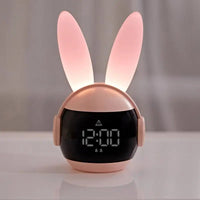 ZORA - Réveil Lapin Enfant avec Lumière Irisée et Musiques Lumio™