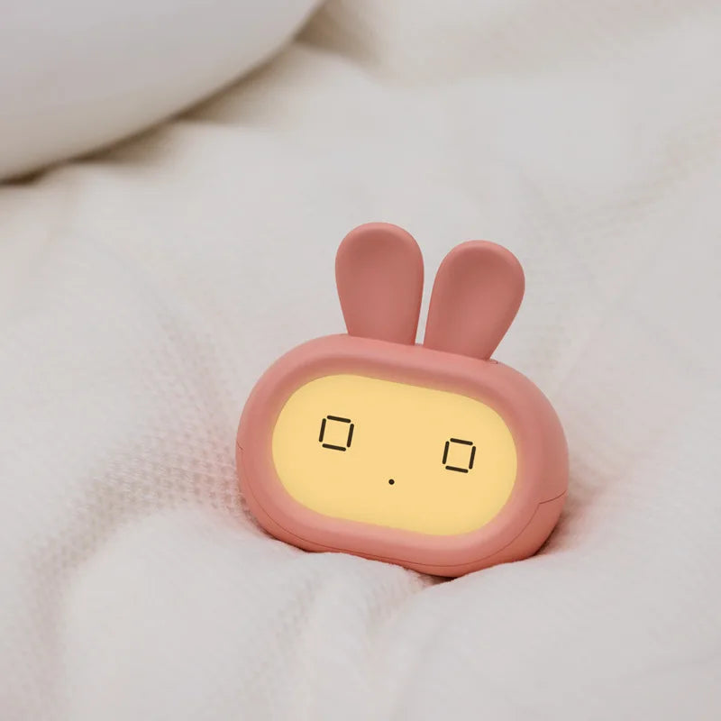 LAPIO – Réveil Lumineux Enfant avec Autonomie Longue Durée Lumio™