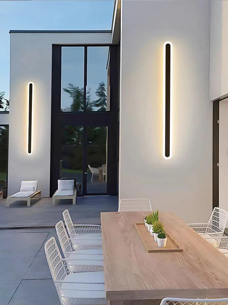 CALLISTO – Applique Murale Extérieure LED Longiligne Lumio™
