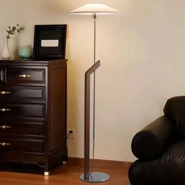 Lampadaire salon – Design Minimaliste avec Abat-Jour Conique ANNA MONICA