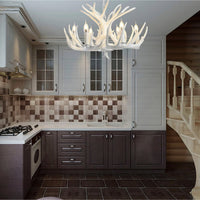 CERVANO – Lustre Bois de Cerf en Résine et Métal