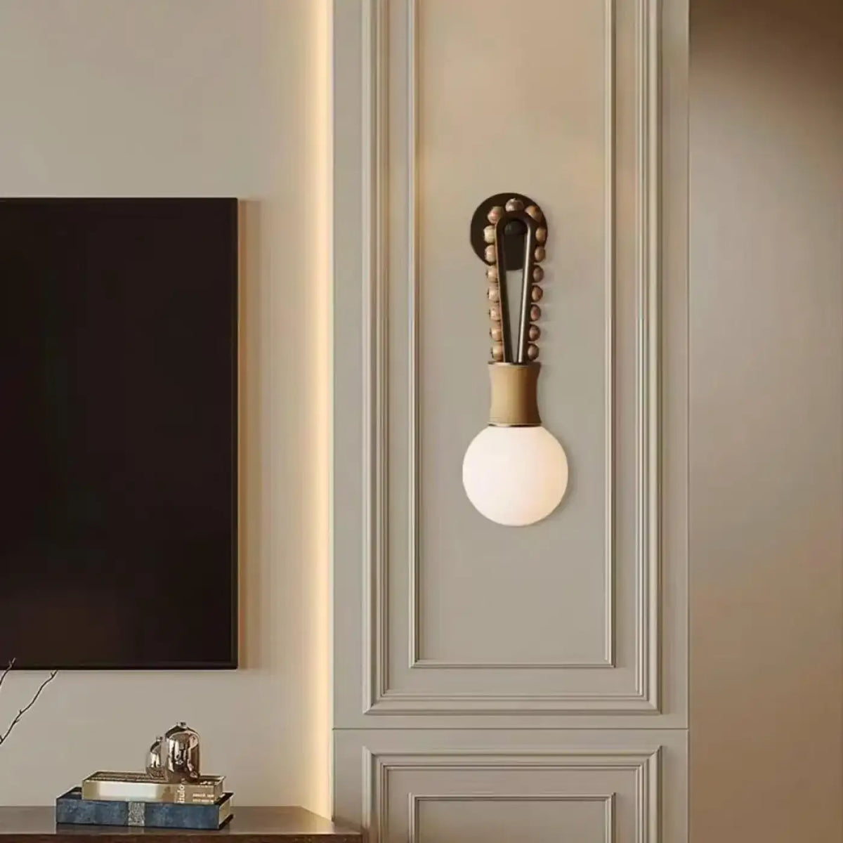 Applique Murale Laiton avec Globe en Verre Blanc