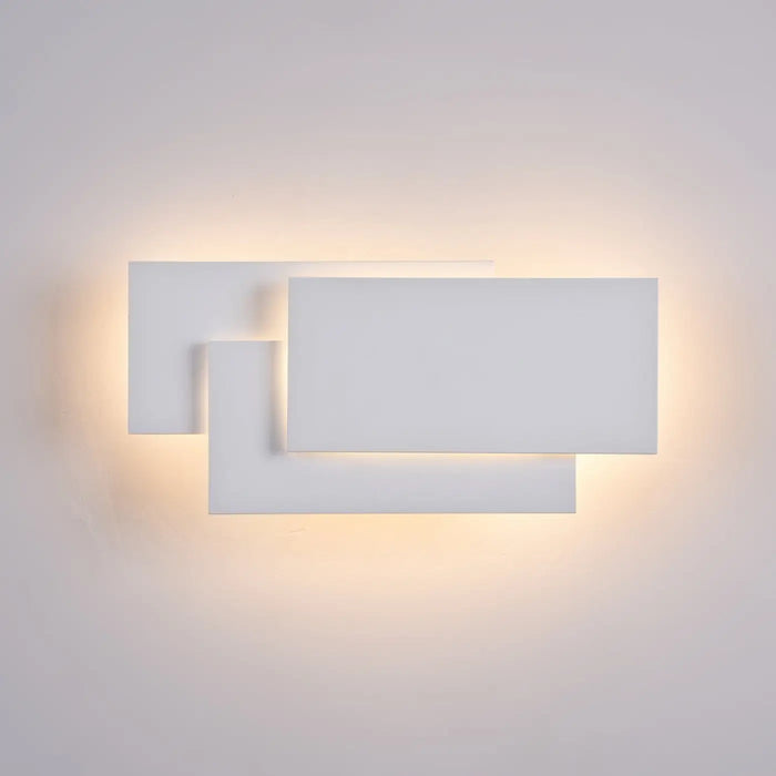 Applique murale LED Trame avec ailette blanche et éclairage indirect doux