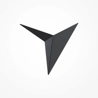 Applique murale origami blanche aux plis graphiques pour salon contemporain