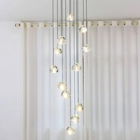 Lustre Cascade LED Noir en Cristal pour Escalier