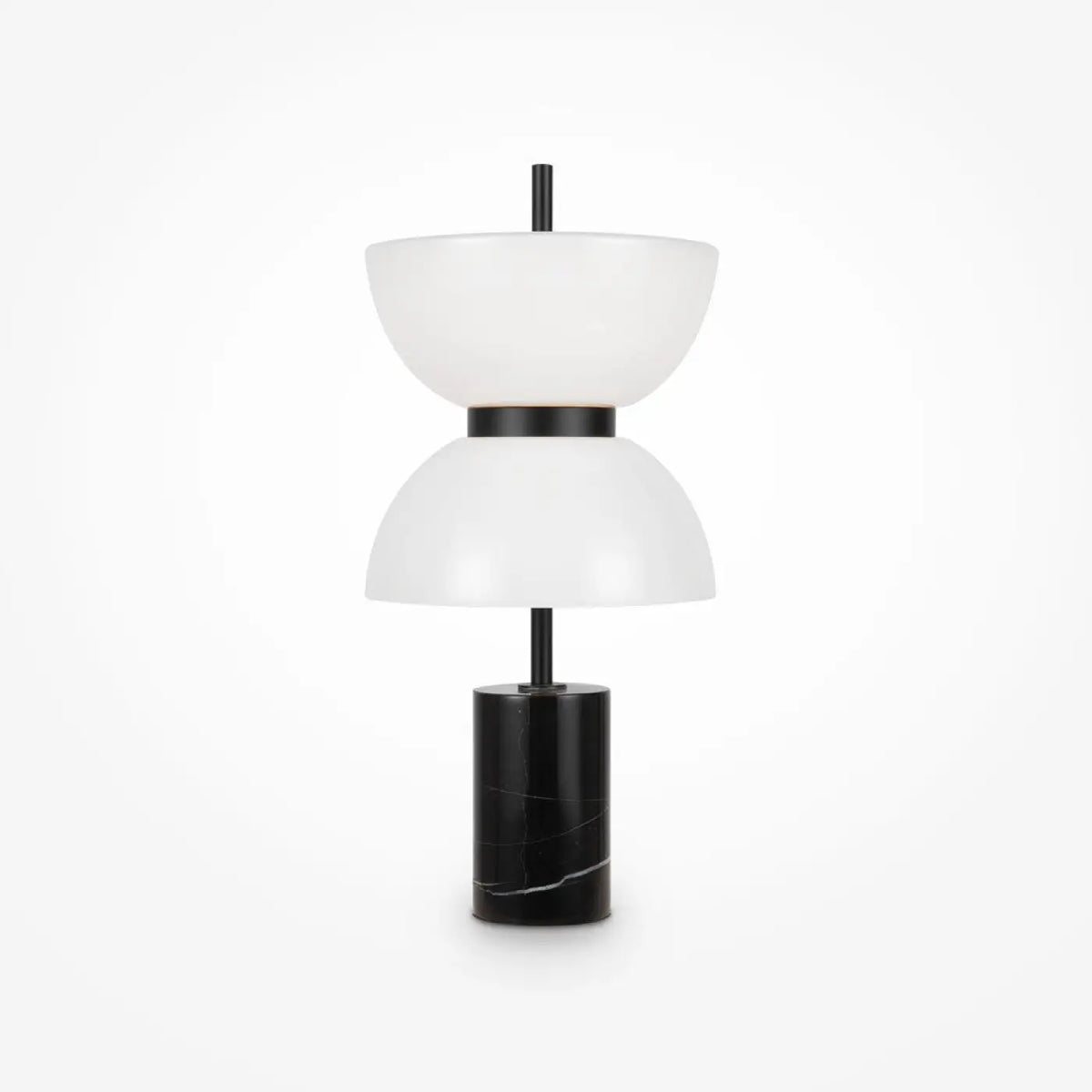 Lampe de chevet globe en marbre blanc allumée diffusant lumière chaude, vue 15