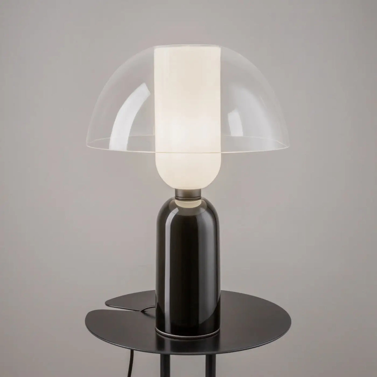 Paire de lampes de chevet céramique de part et d'autre du lit