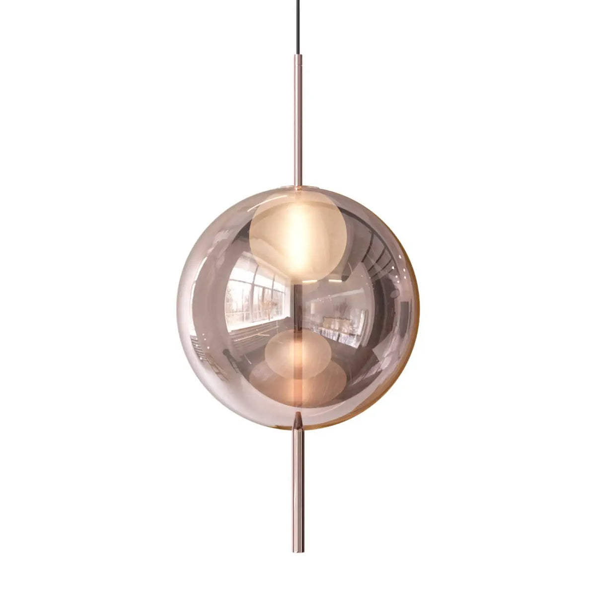 Lampe suspendue en verre finition argentée au-dessus d'une table à manger, vue 9