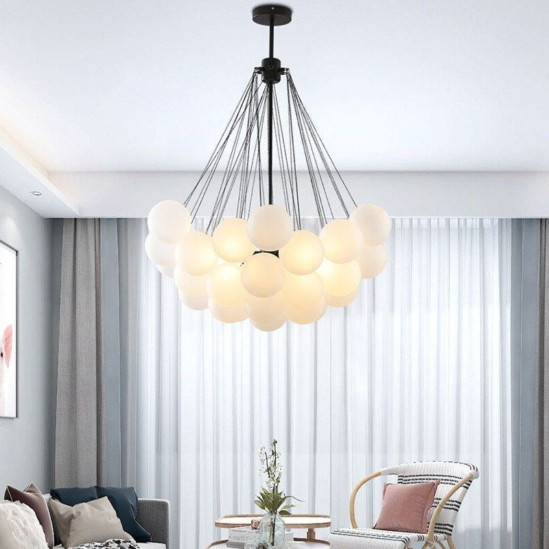 NIRA – Lustre Boules Suspendues au Design Contemporain Lumio™