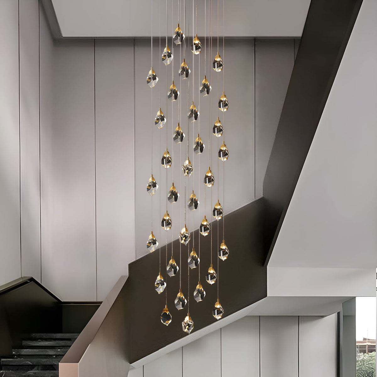 Lustre Cristal Gouttes Dorées pour Escalier et Entrée