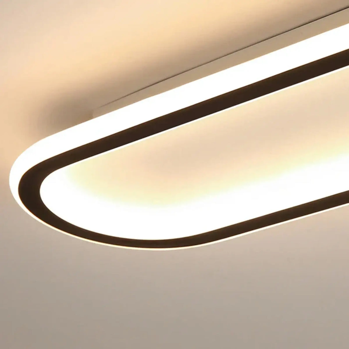 Plafonnier LED Ovale Minimaliste Noir