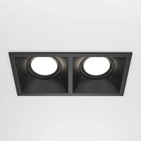 Spot encastrable double en aluminium noir sur plafond moderne