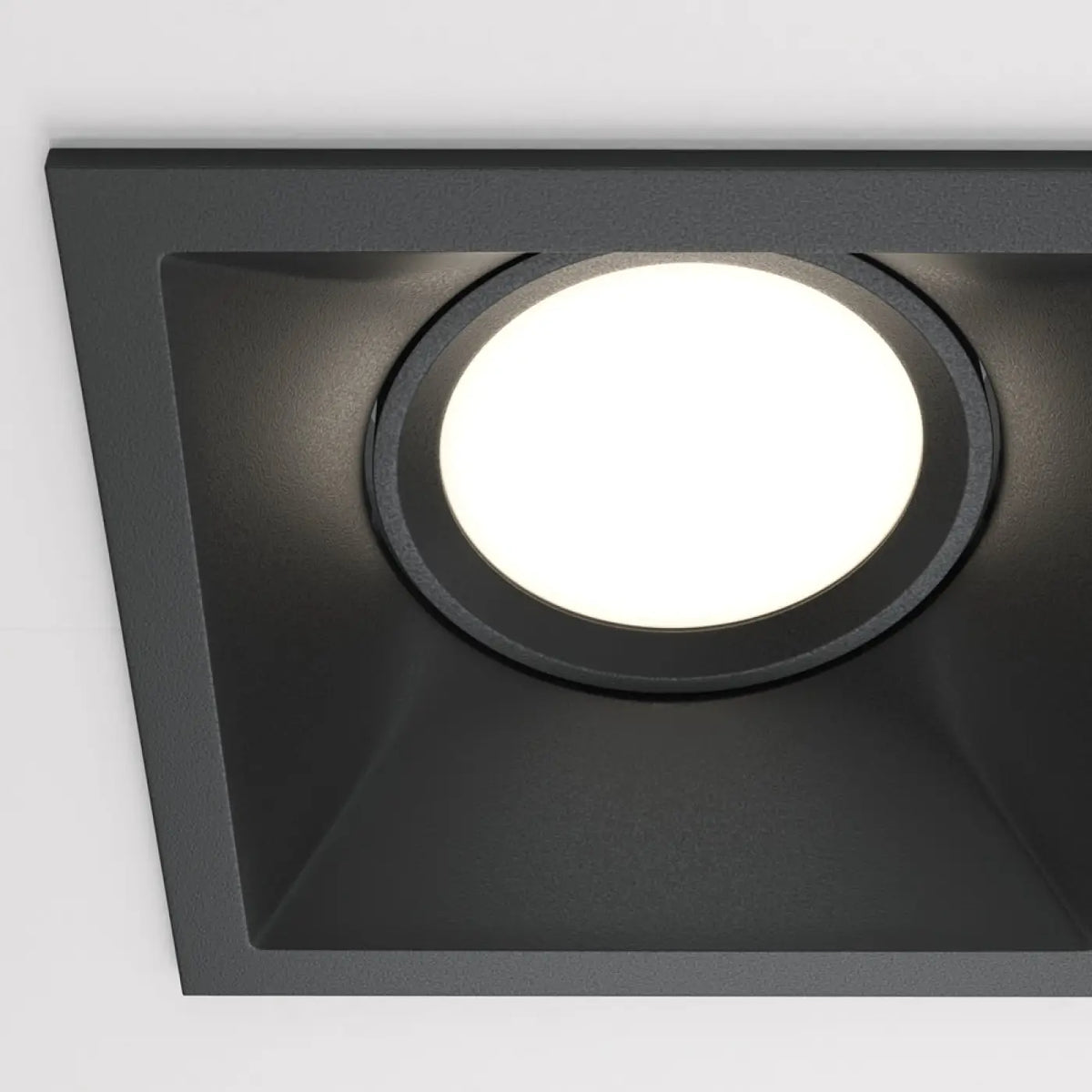 Spot encastrable double blanc encastré dans faux plafond, vue 8