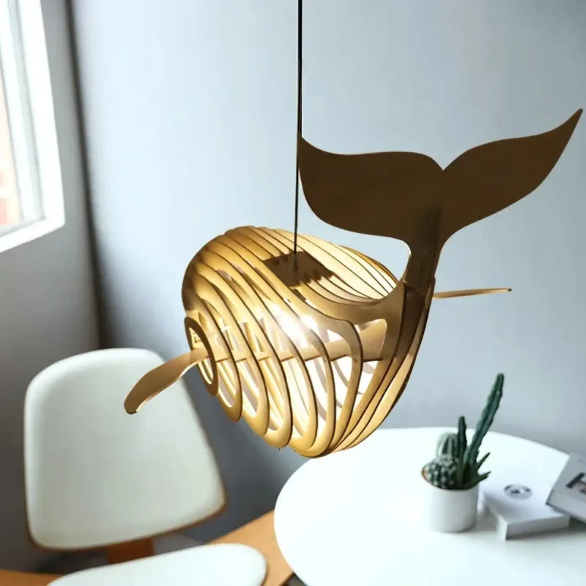 Lampe Suspendue Baleine en Bois pour Chambre Enfant