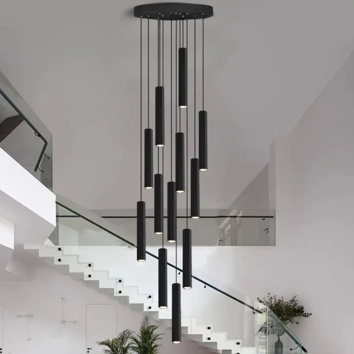 Suspension Cascade Cylindres Noirs pour Escalier