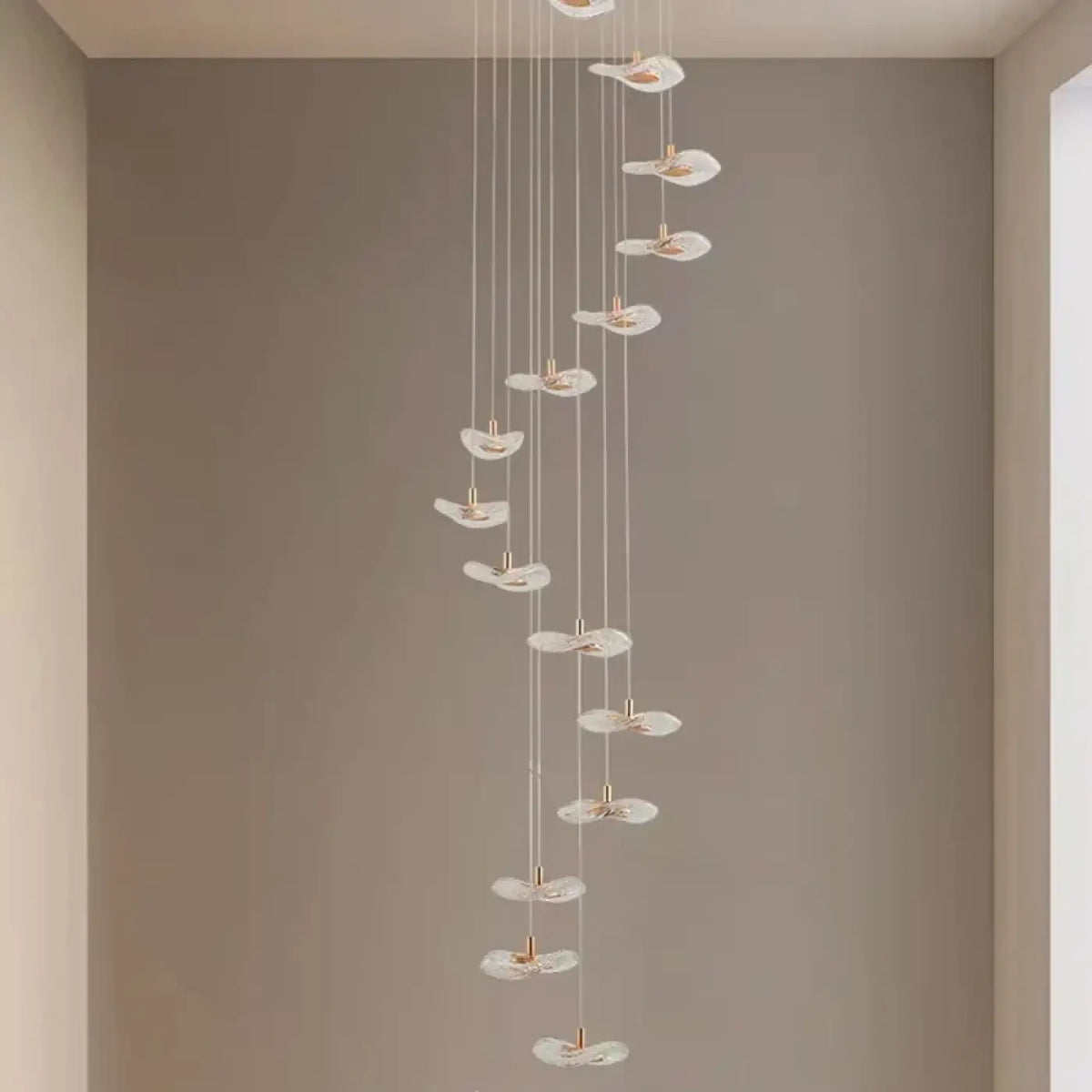 Lustre Cascade à Disques Dorés
