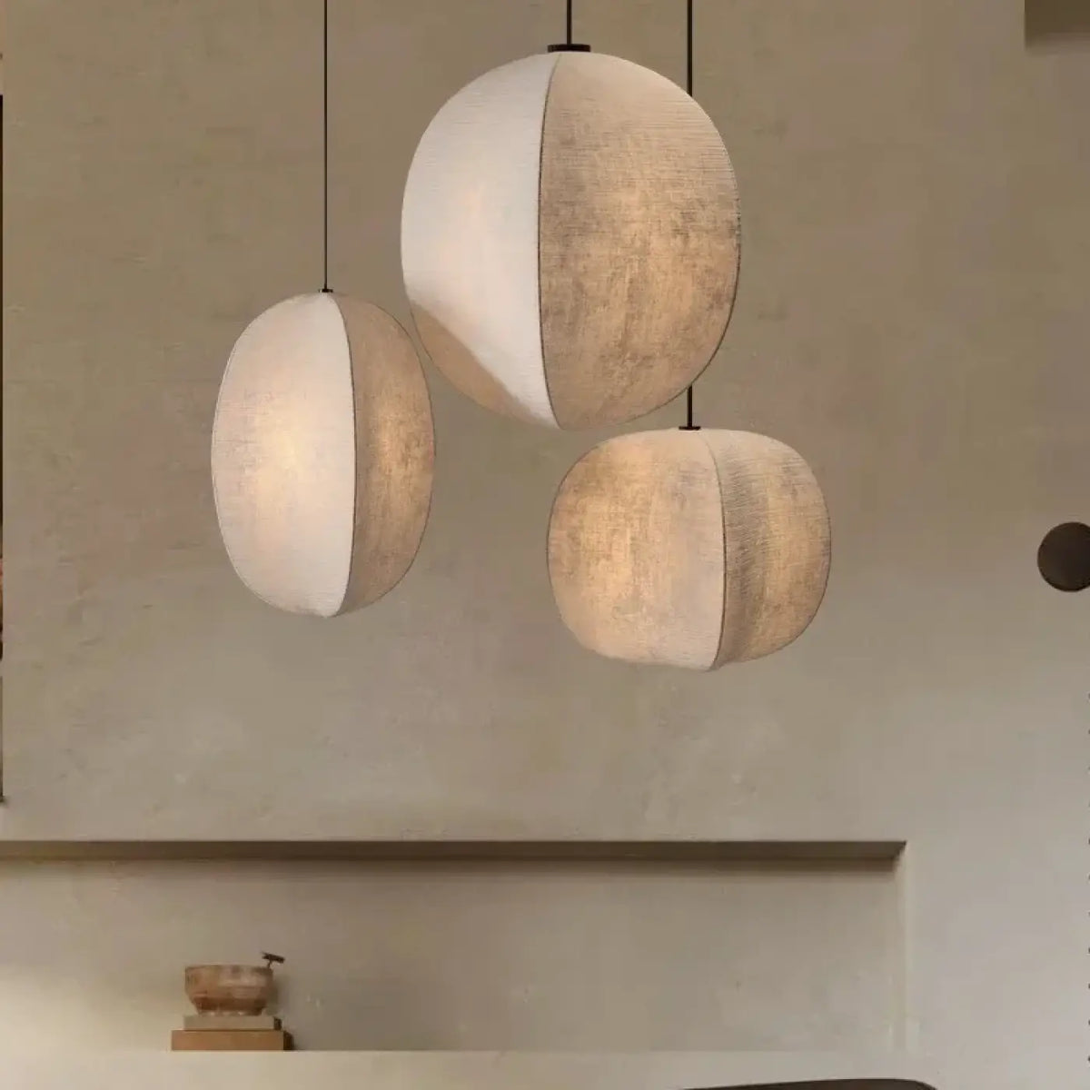 Suspension Sphère Bicolore en Tissu Blanc