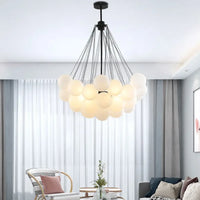 Suspension à 37 Boules Blanches pour Chambre
