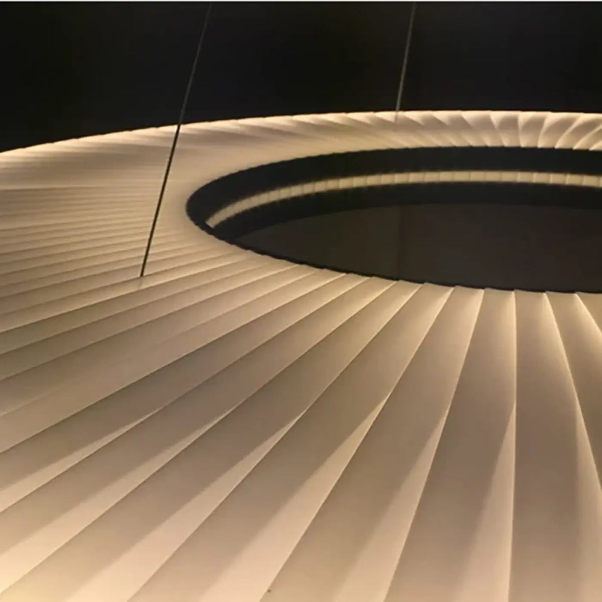 Suspension LED Blanc Cassé Design Moderne
