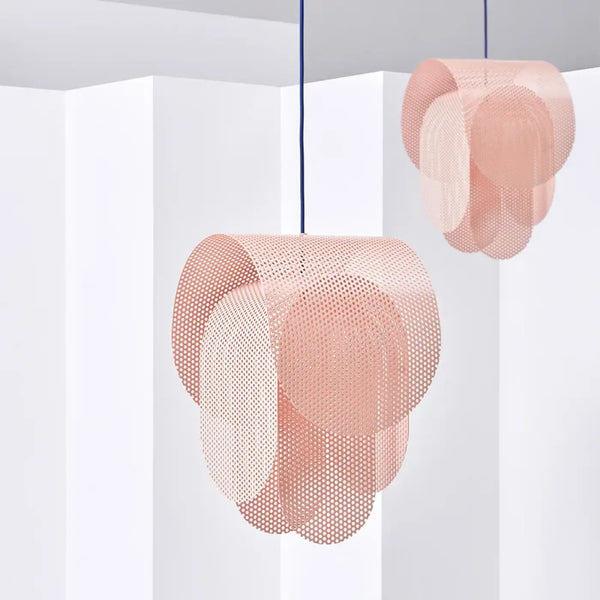 Suspension Rose Effet Grillage Design