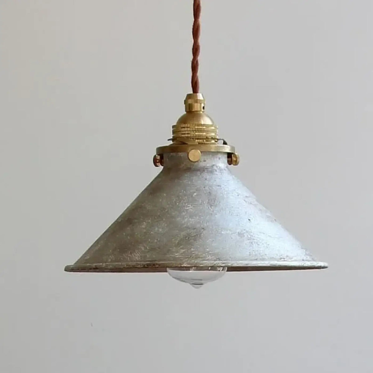 Lampe Suspendue Cage Cuivrée pour Cuisine