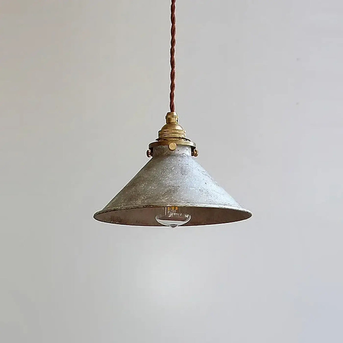 Lampe Suspendue Cage Cuivrée pour Cuisine