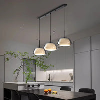 Suspension Trois Lampes en Verre Opalin et Barre Noire