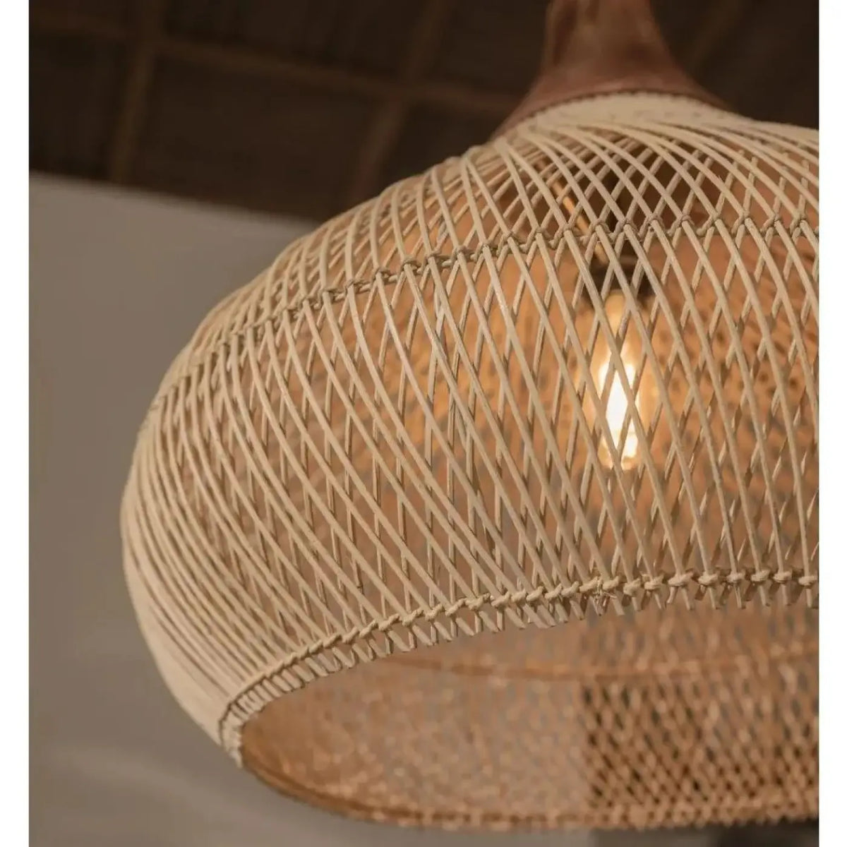 Lampe Suspendue Japandi en Bois Clair Tressé