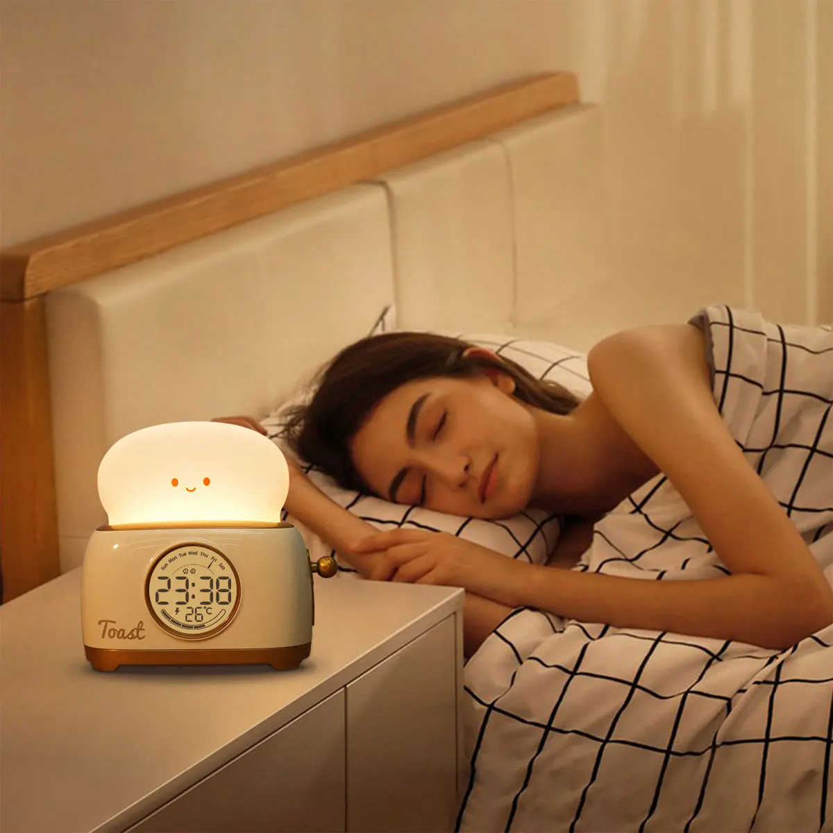 TOASTY - Réveil LED Enfant en Forme de Grille-Pain avec Alarmes Multiples Lumio™