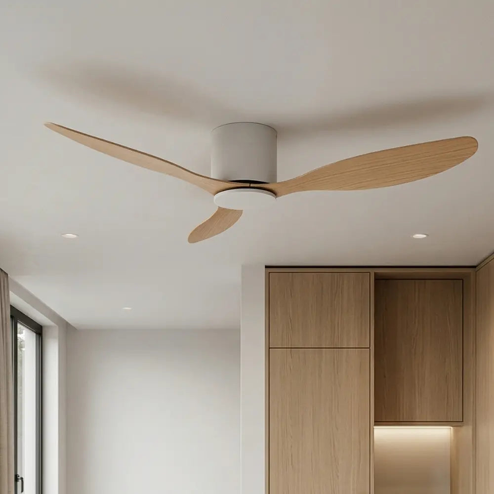 Plafonnier Ventilateur Silencieux Bois Clair et Blanc vue de détail