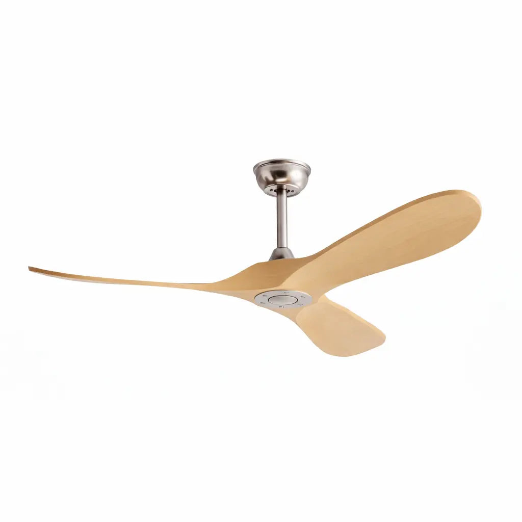 Plafonnier Ventilateur Silencieux Bois Clair Vintage installé dans un salon